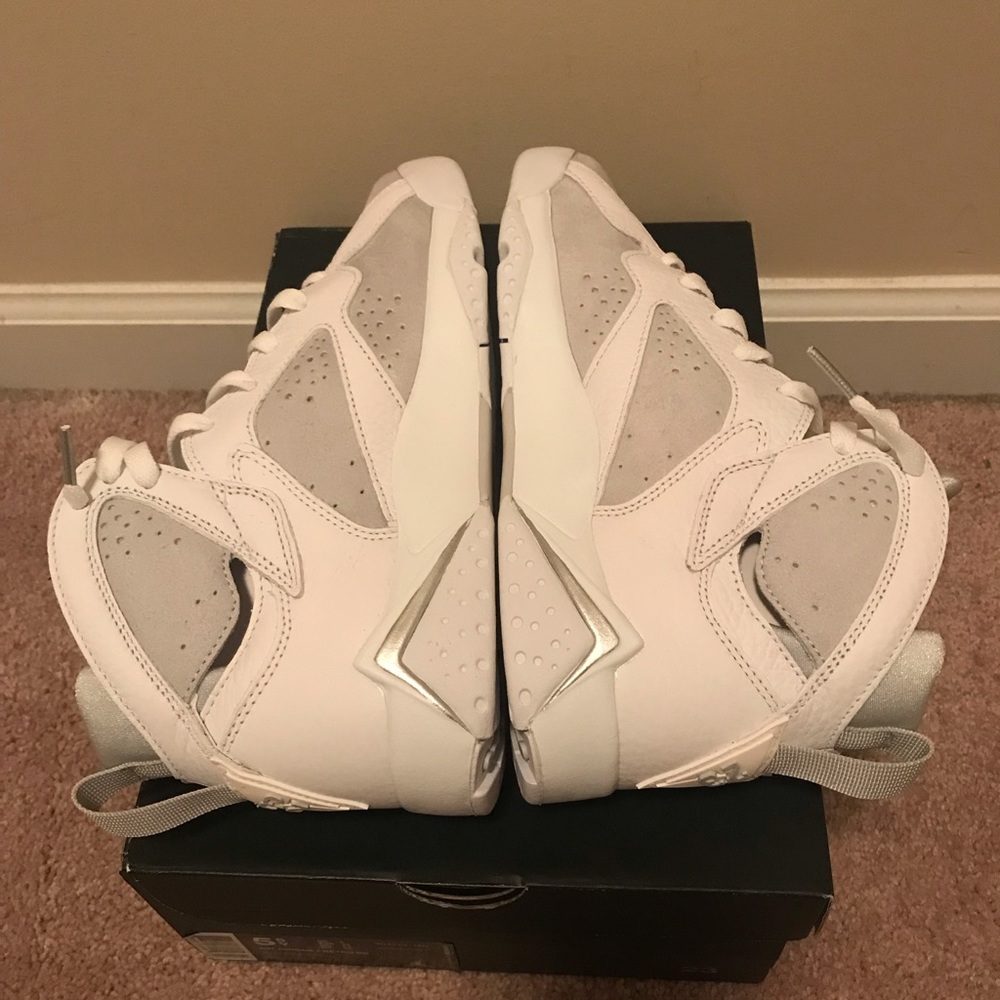Jordan Retro 7 “Pure Platinum” Size 5.5y